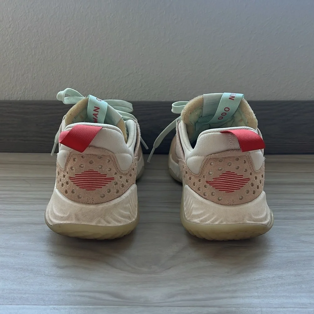 Jordan Jumpman 000 23 - Picture 2 of 8